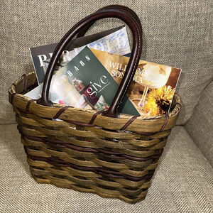 AMISH HANDMADE WOODEN LEATHER HANDLE CUSTOM MADE 8” BEAUTIFUL BASKET TOTE